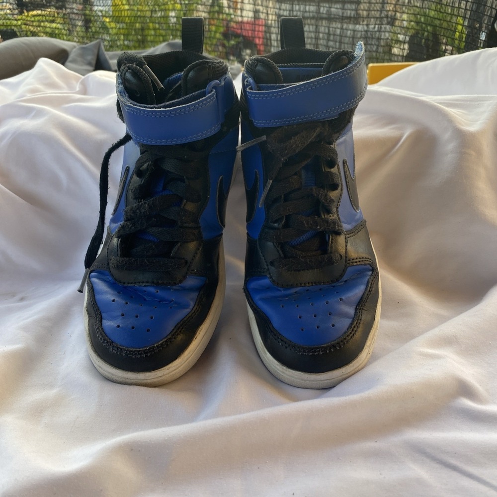 Nike Court Borough Mid 2 Blue Shoes Sneakers Size 4Y CD7782-404